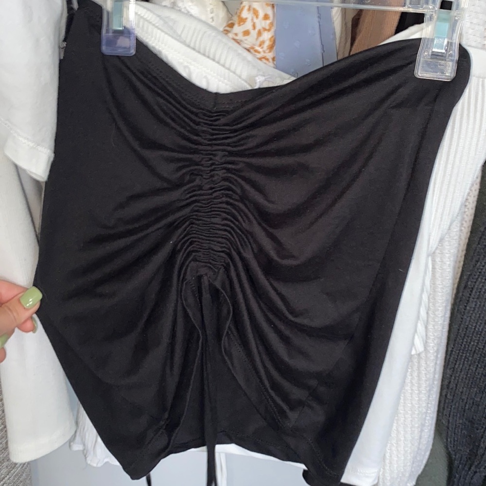 Black & White strapless crop tops!